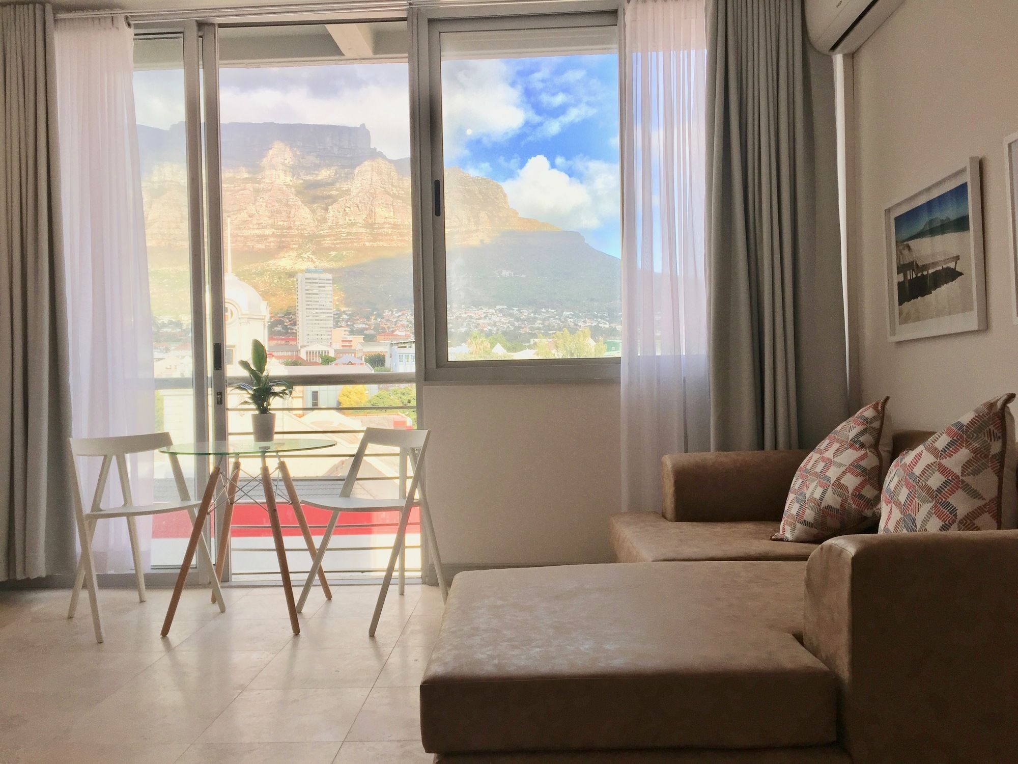 Urban Oasis at Perspectives Apartment Cape Town Bagian luar foto