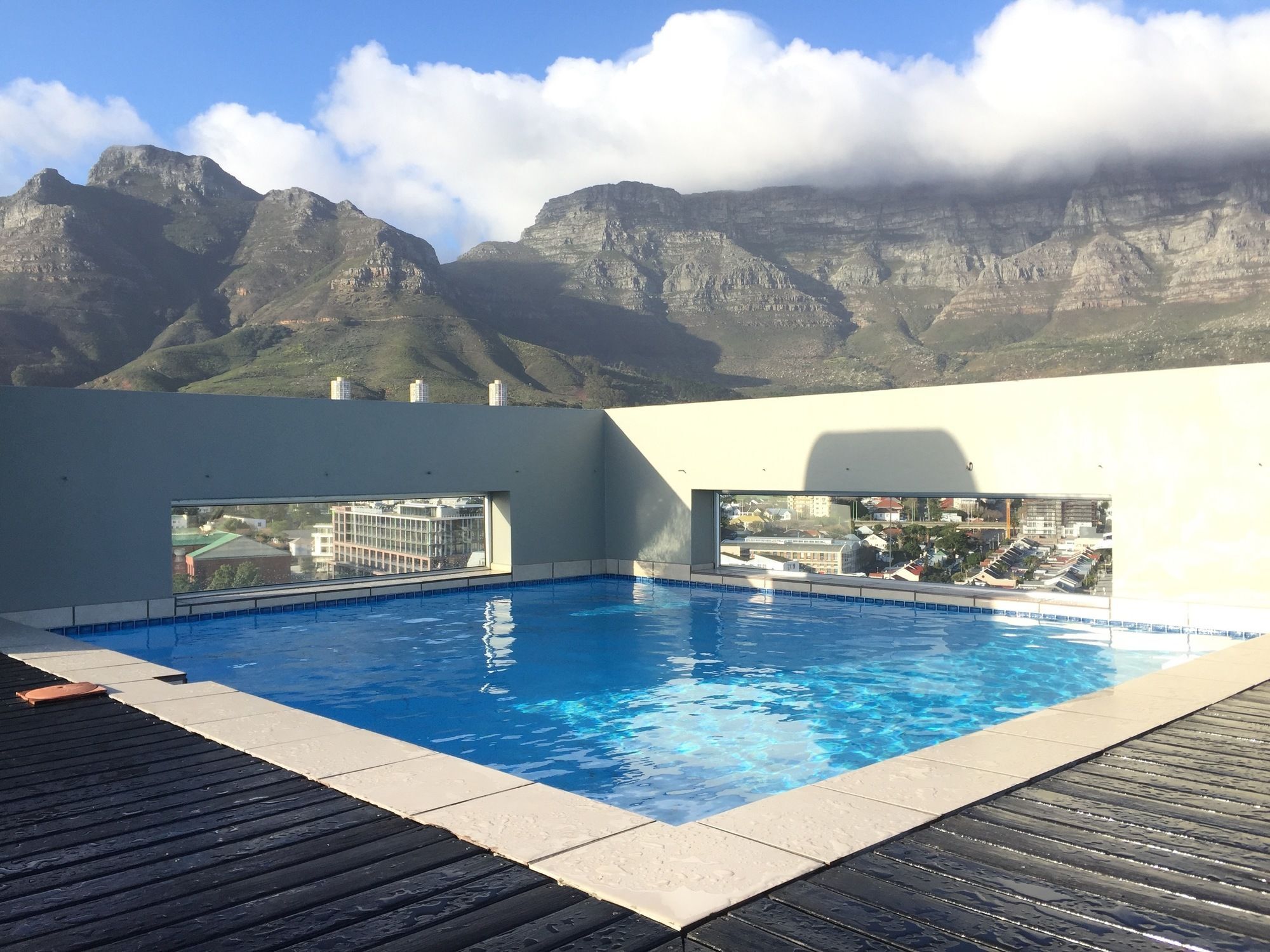Urban Oasis at Perspectives Apartment Cape Town Bagian luar foto
